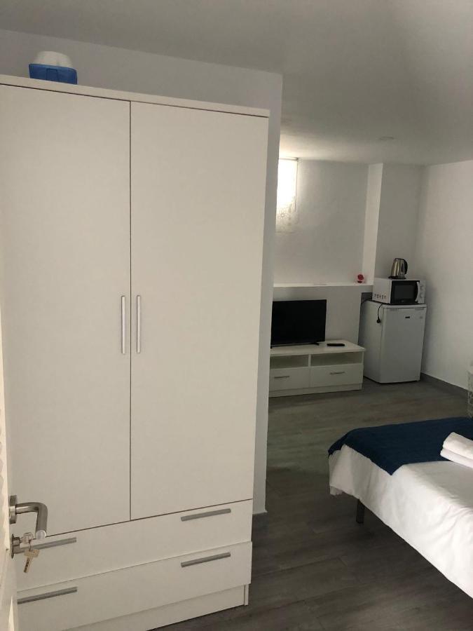 Apartamentos Tarifa Centro & Playa Buitenkant foto